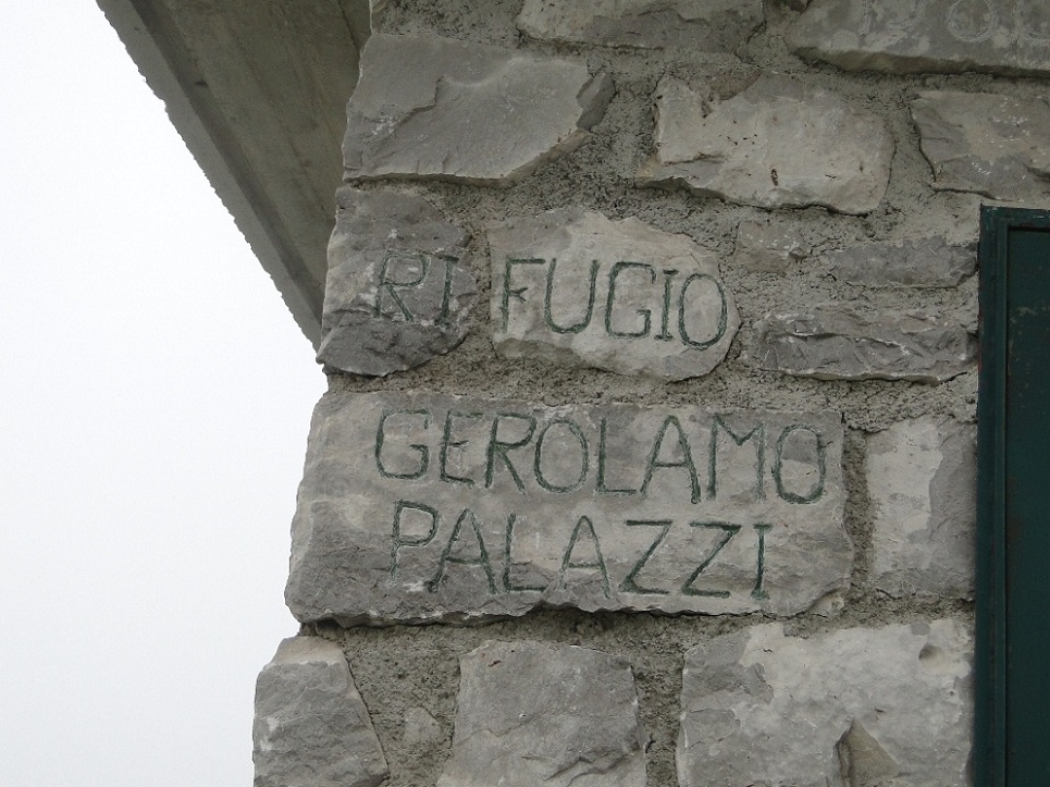 Rifugi e Bivacchi d''Italia.......